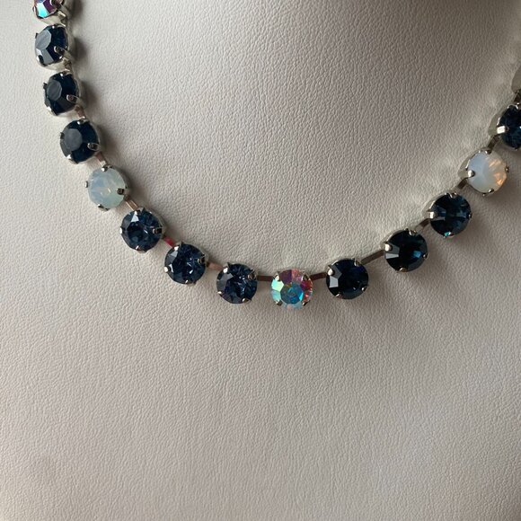 Mariana Navy Blue Swarovski Crystal NWT Rhodium Plated Silver Sparkle Necklace - Picture 3 of 10